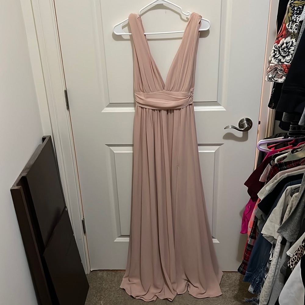 Lulu’s long light rose dress